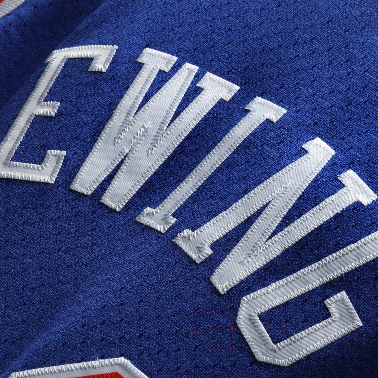 NBA 00F2L581 New York Knicks Patrick Ewing Mitchell & Ness Blue Hardwood Classics Maglia Swingman