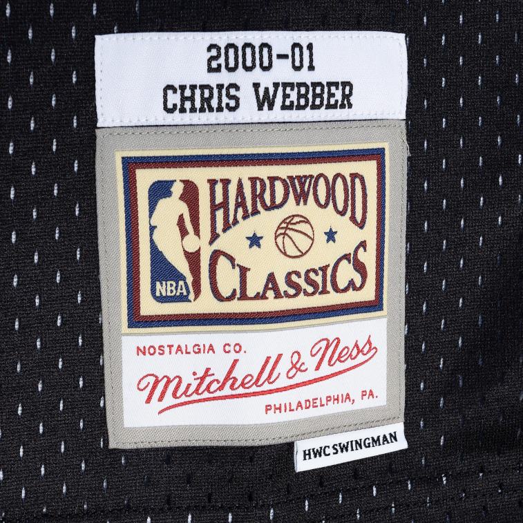 NBA 00F2L531 sacramento kings chris webber mitchell & ness maglia swingman divisa in legno duro viola/nero classici